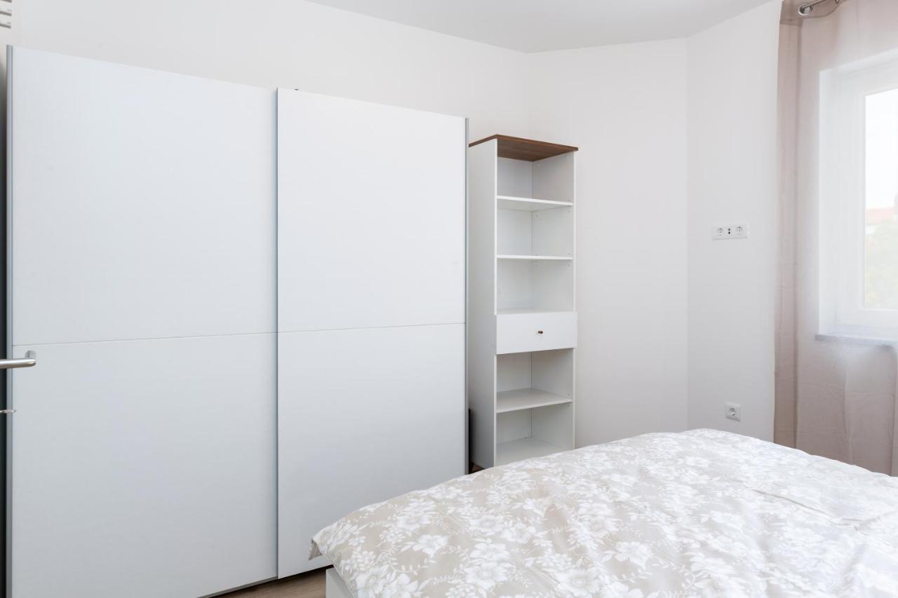 Appartement Brajdine - Ema à Medulin Extérieur photo